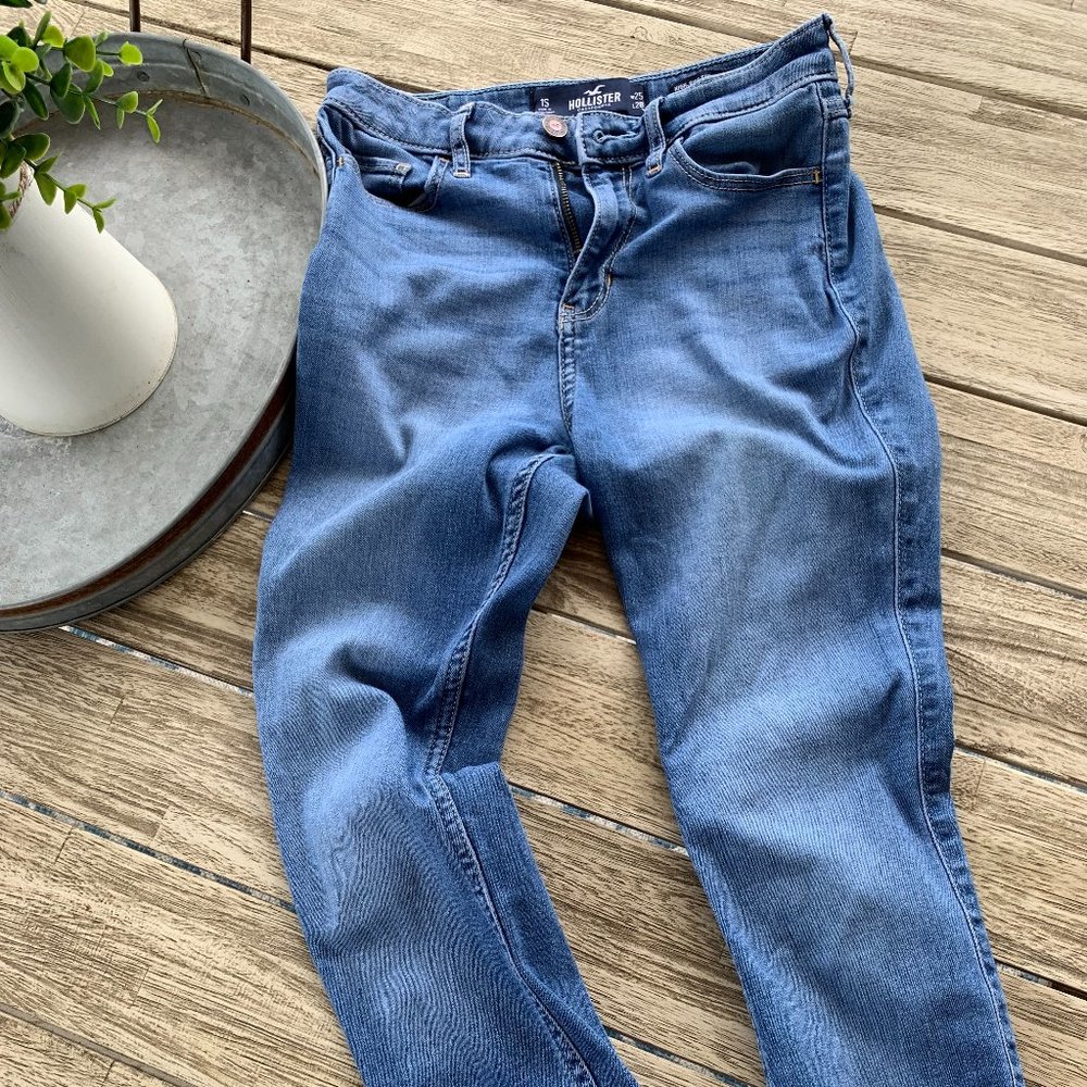 Hollister Girls Skinny Distressed Jeans